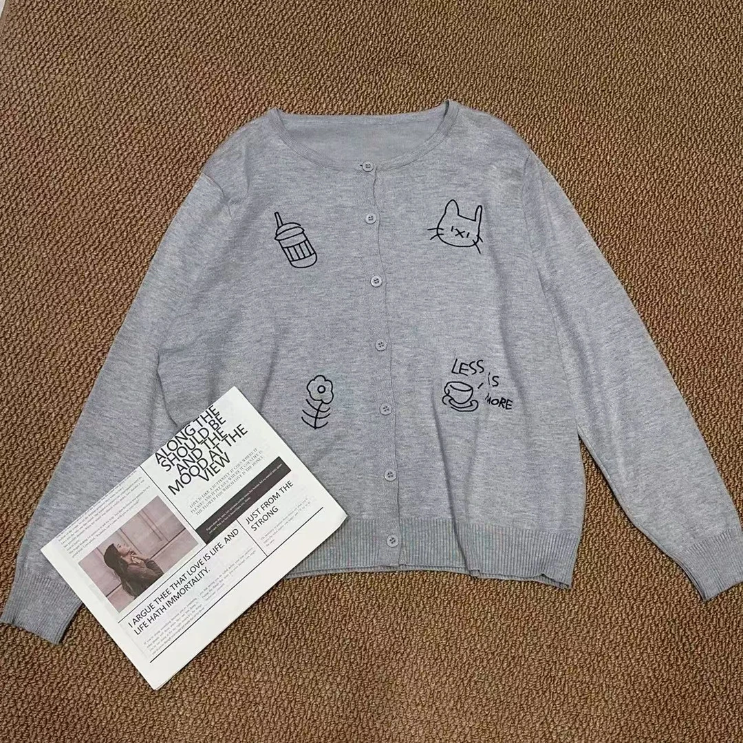 8611新款刺绣针织长袖上衣