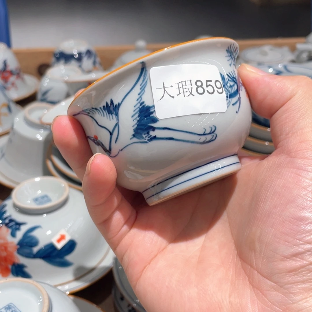 釉下手绘茶具微瑕