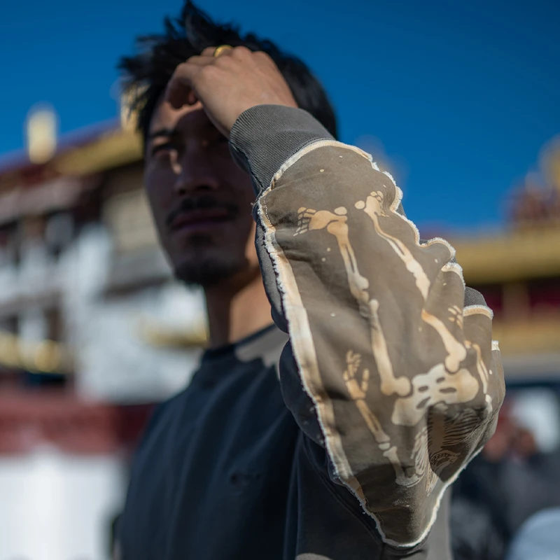 ALSO尸陀林手工锈染拼接卫衣