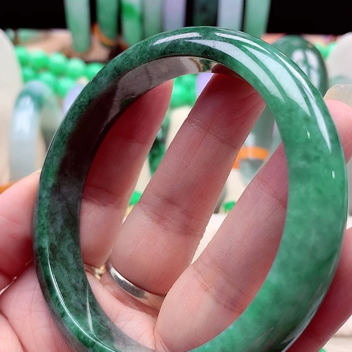 未镶嵌手镯翡翠翡翠