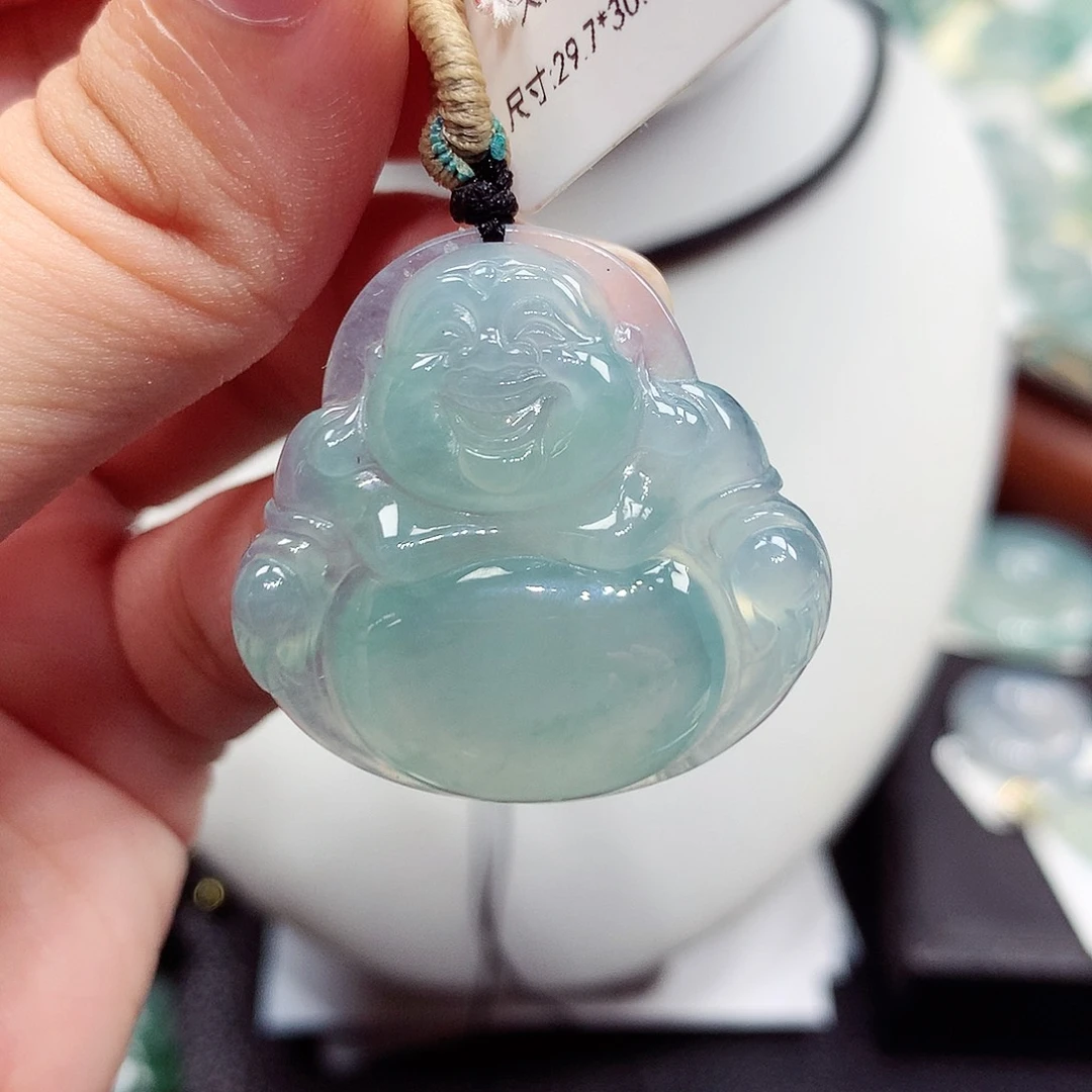 翡翠未镶嵌颈饰编号83，29.7/30.8/6.0