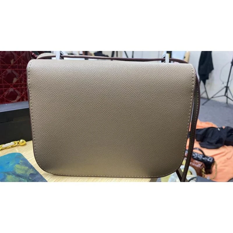 时尚潮流打造真皮女士包 斜跨手提 0074 大象灰银扣K