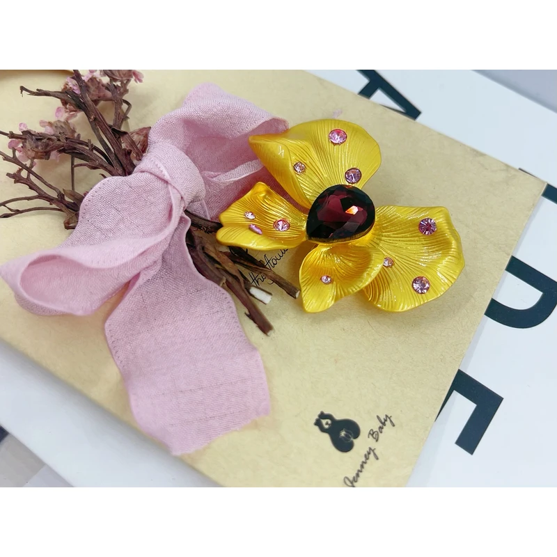 铜合金胸针 花戒紫色优雅胸针