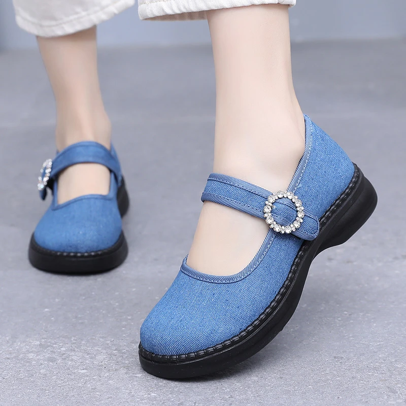 老北京布鞋女新款平底休闲妈妈鞋单鞋厚底上班鞋工作鞋软底不累脚