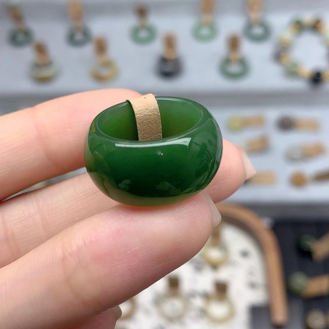 和田玉戒指未镶嵌