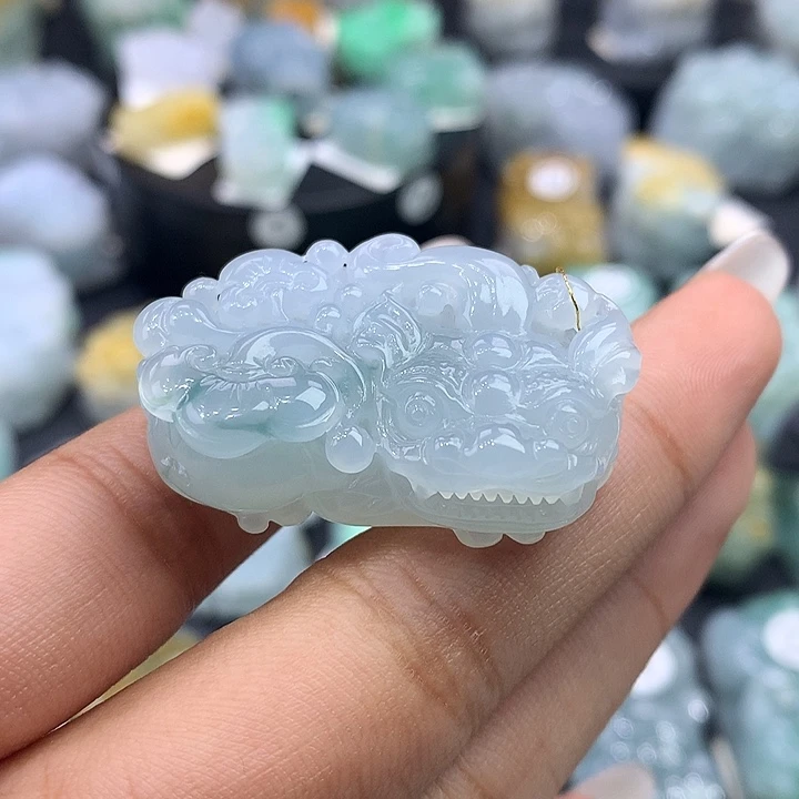翡翠未镶嵌颈饰缅甸翡翠
