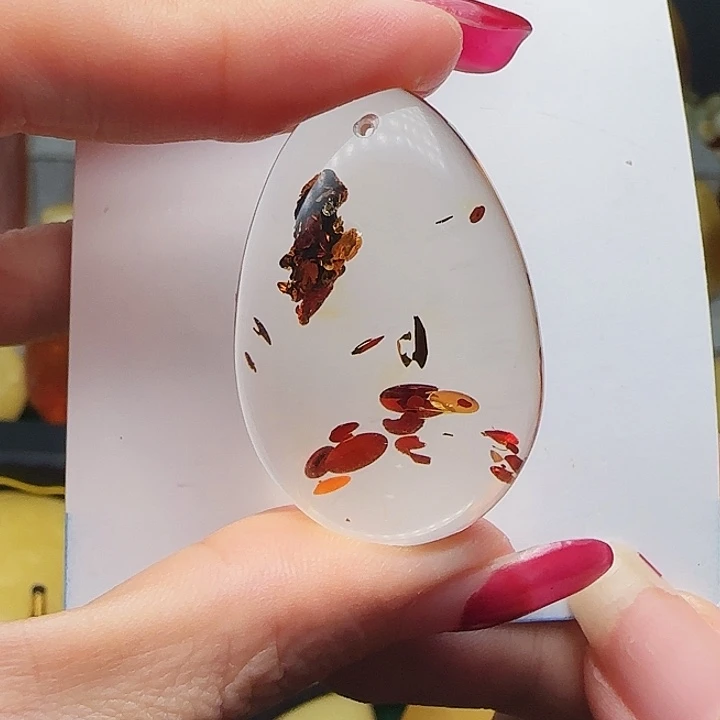 琥珀未镶嵌手链吊坠