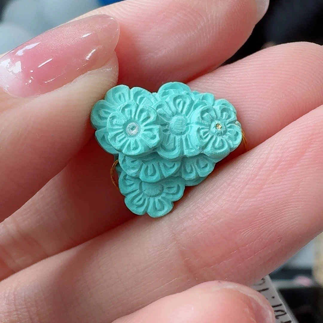 未镶嵌绿松石珠宝奇石