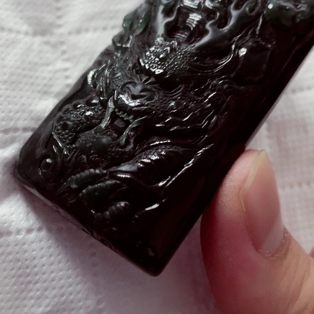 翡翠未镶嵌颈饰先鉴后发一物一证