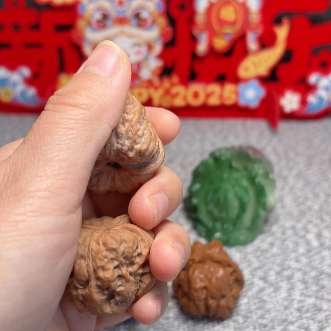 文玩核桃把件格**知蛤蟆头