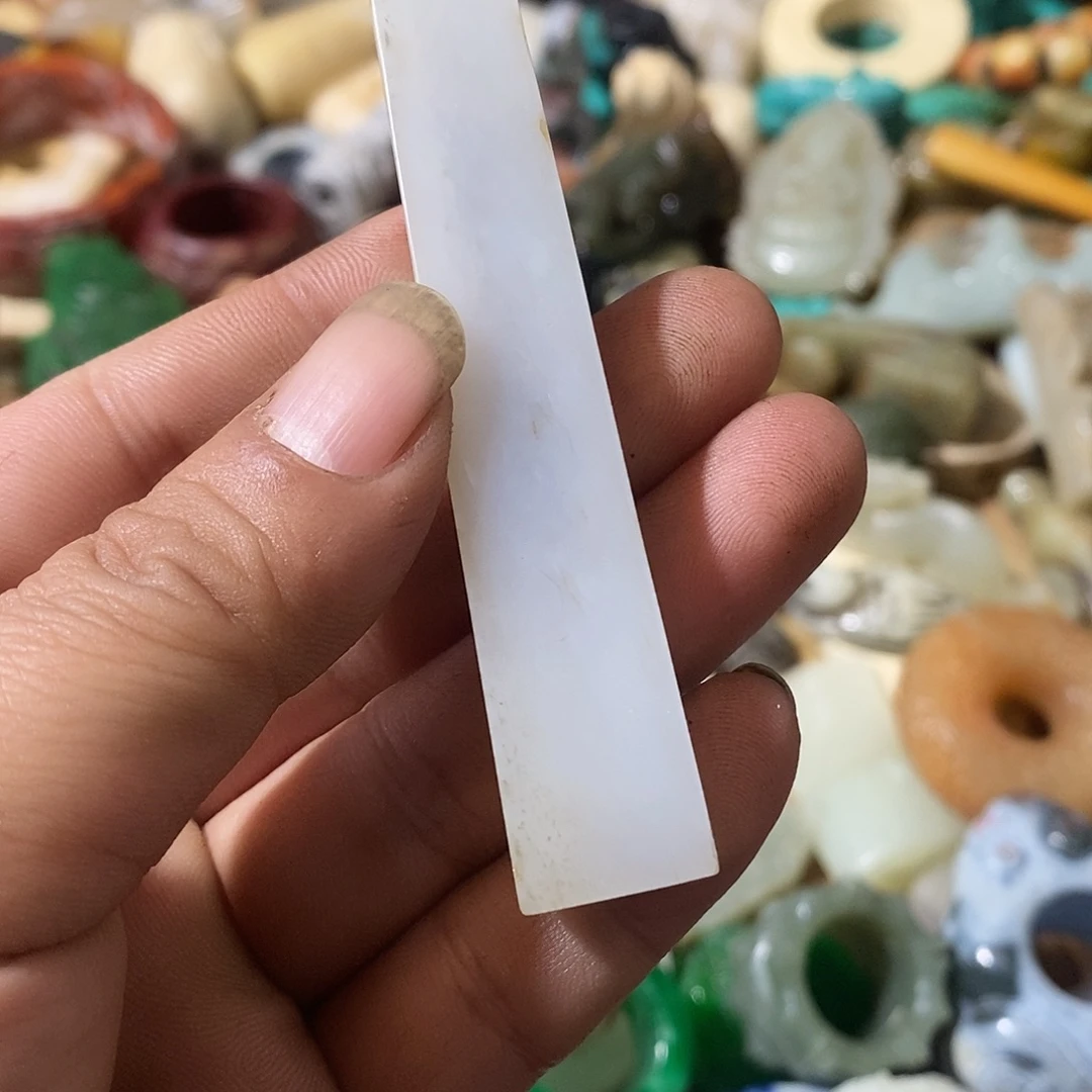 和田玉（糖玉）未镶嵌挂件