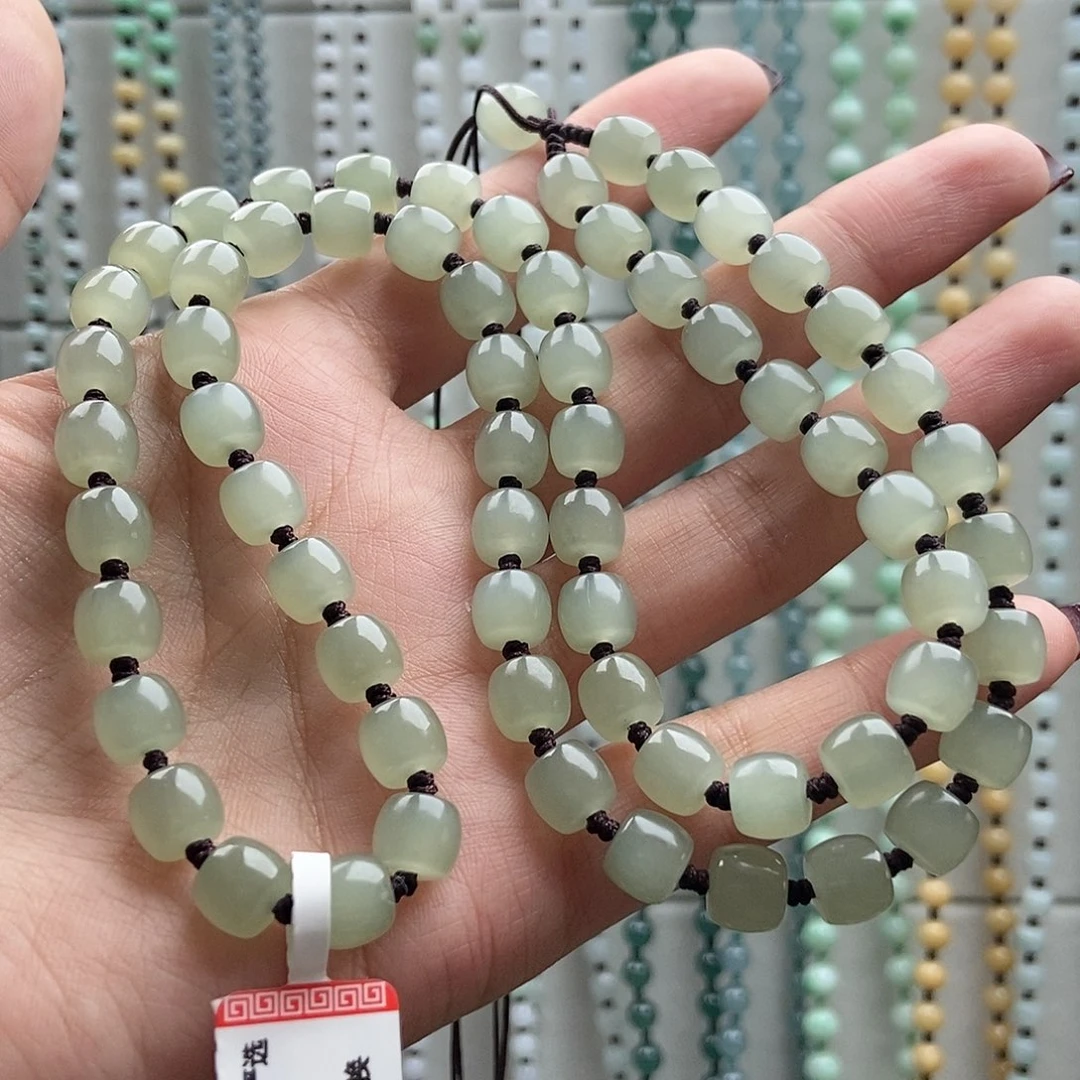 和田玉颈饰未镶嵌有****天和田玉8mm