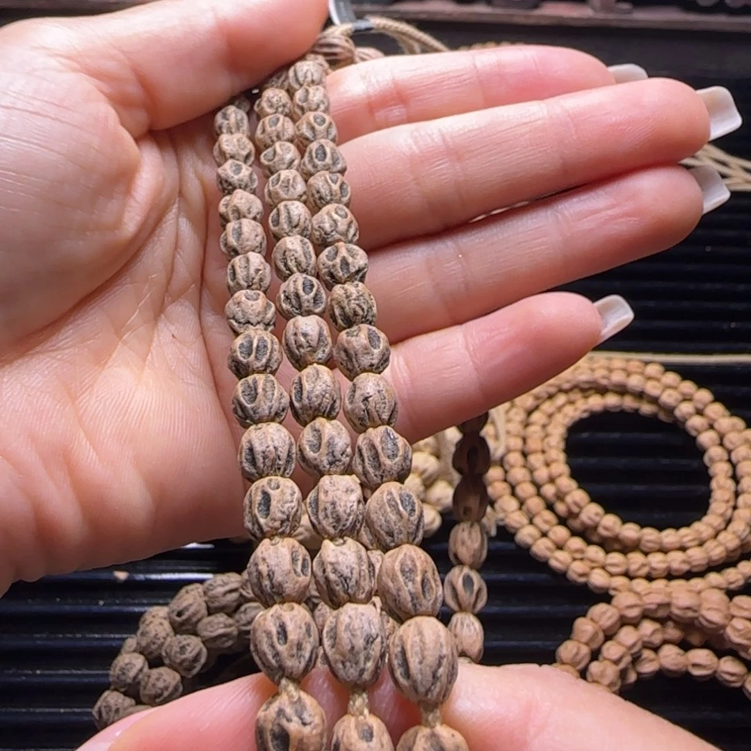 O***o柏香籽/百香籽吊坠