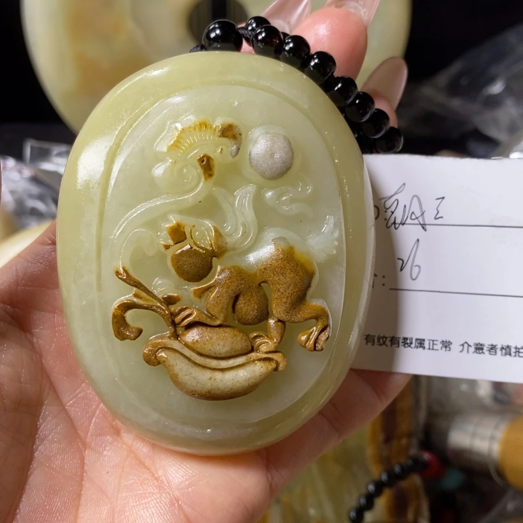 石材朝***郎古青石手把件