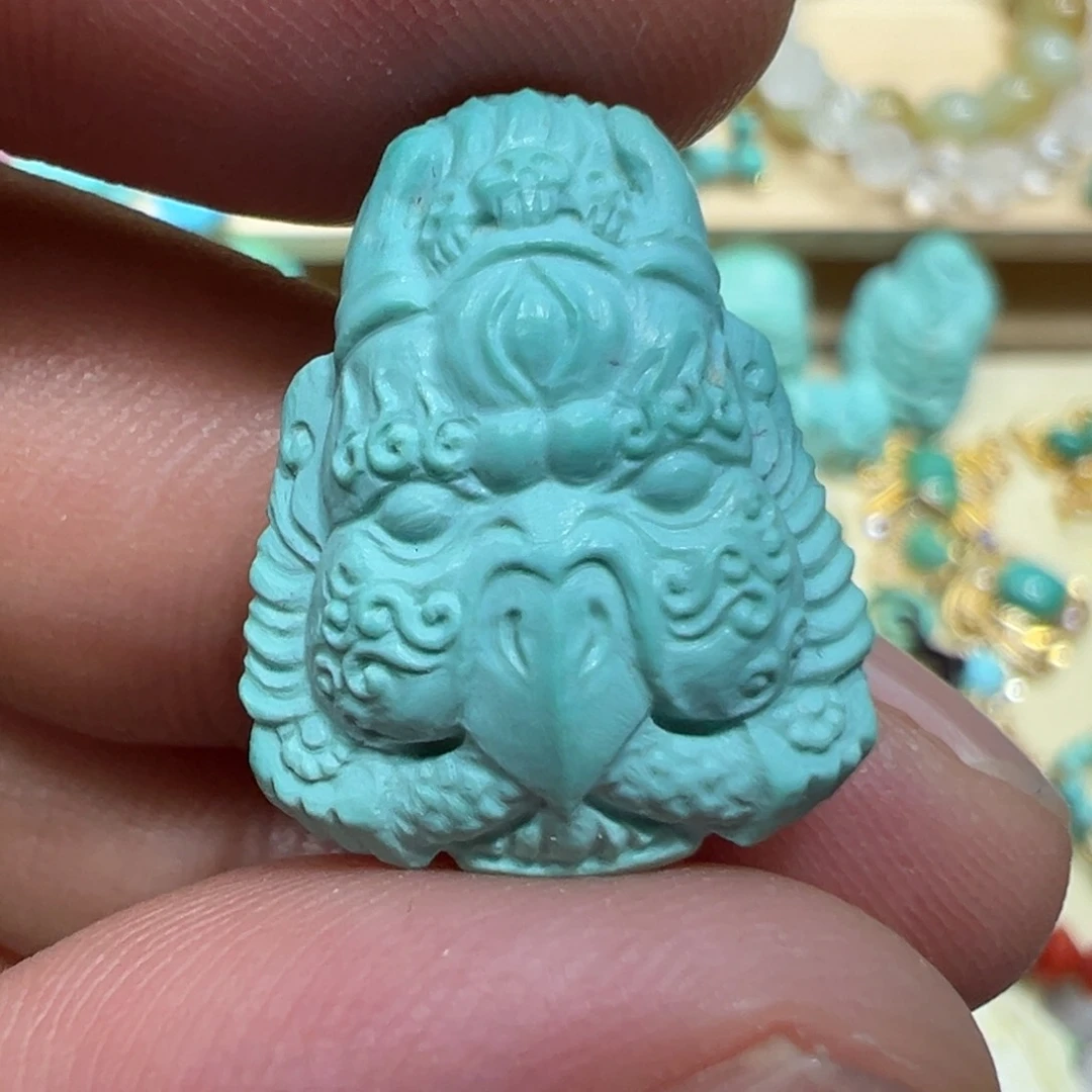 绿松石未镶嵌颈饰