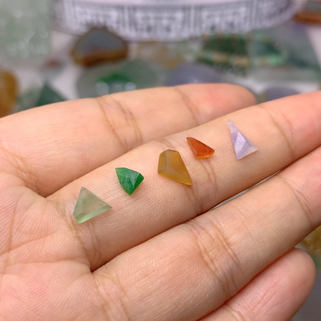 定制翡翠未镶嵌天然翡翠定制