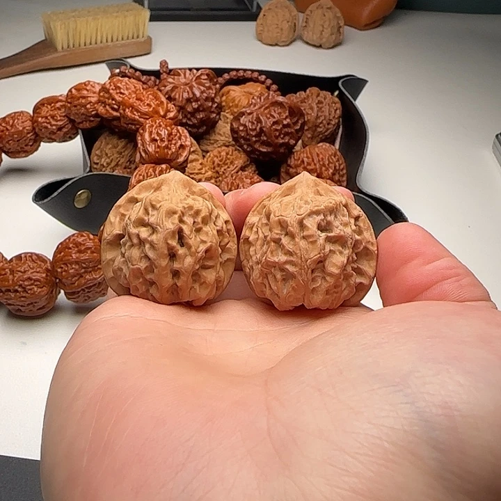 34-33-33三角桃心正尖火桃A6号