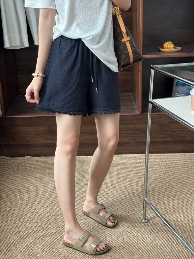 Hjie-【纯欲风】显瘦百搭花边短裤#8715