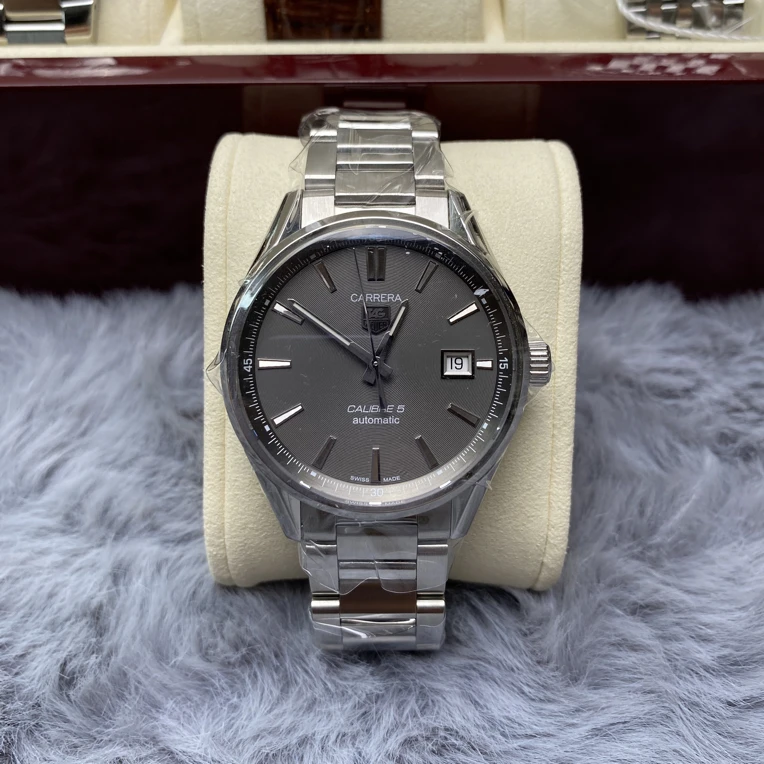 99新 TAG Heuer/泰格豪雅 泰格豪雅 甄选卡莱拉 99新男士
