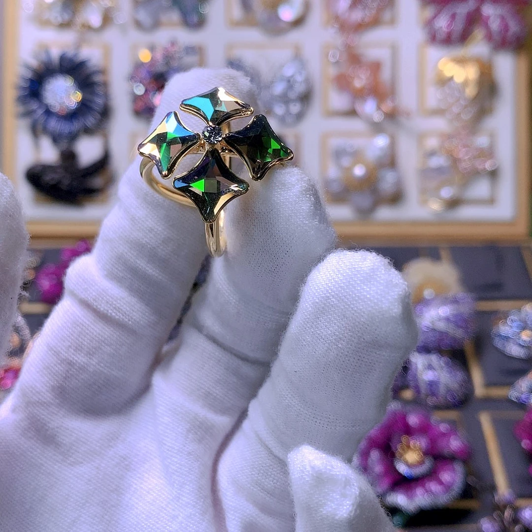 合成立方氧化锆铜丝巾扣