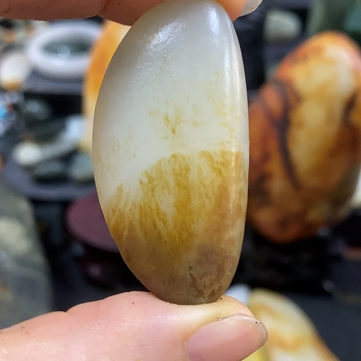 未镶嵌和田玉（糖玉）挂件