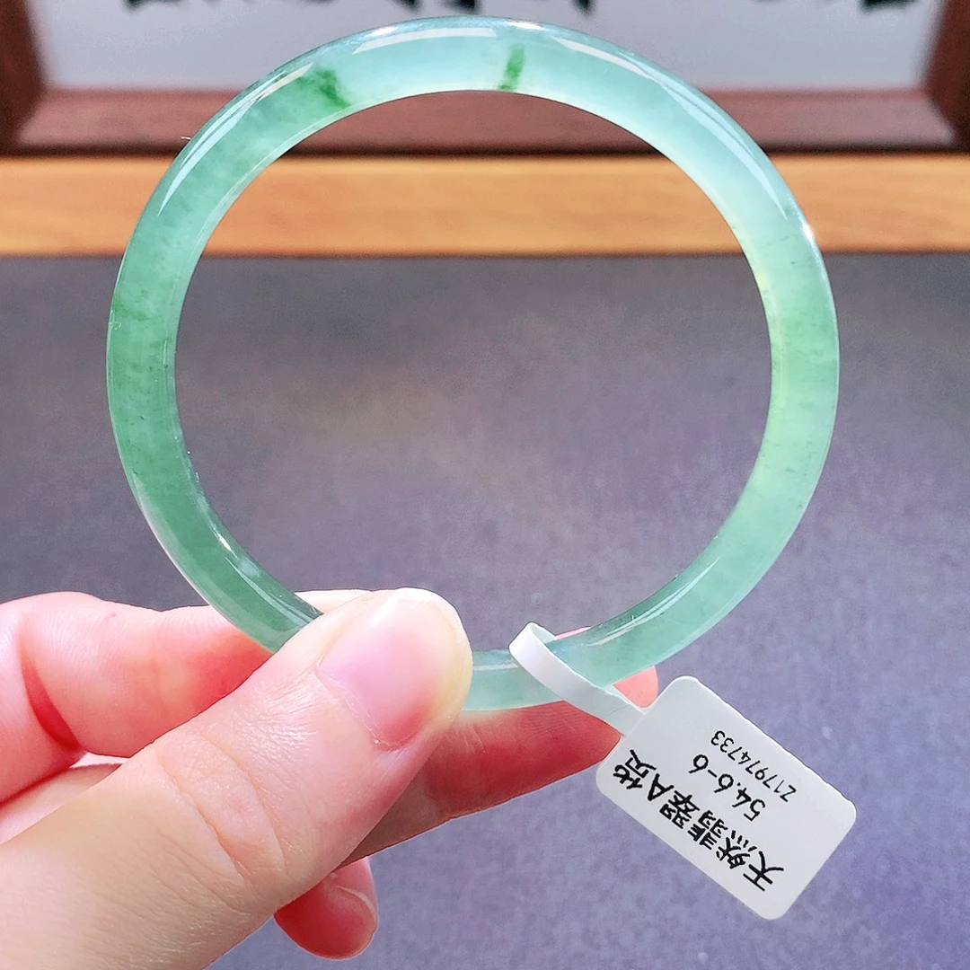 翡翠未镶嵌手镯天然翡翠