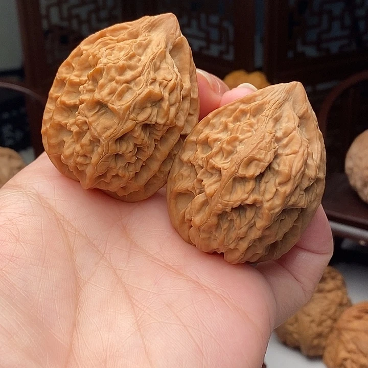 木质类吊坠鸡心38尺