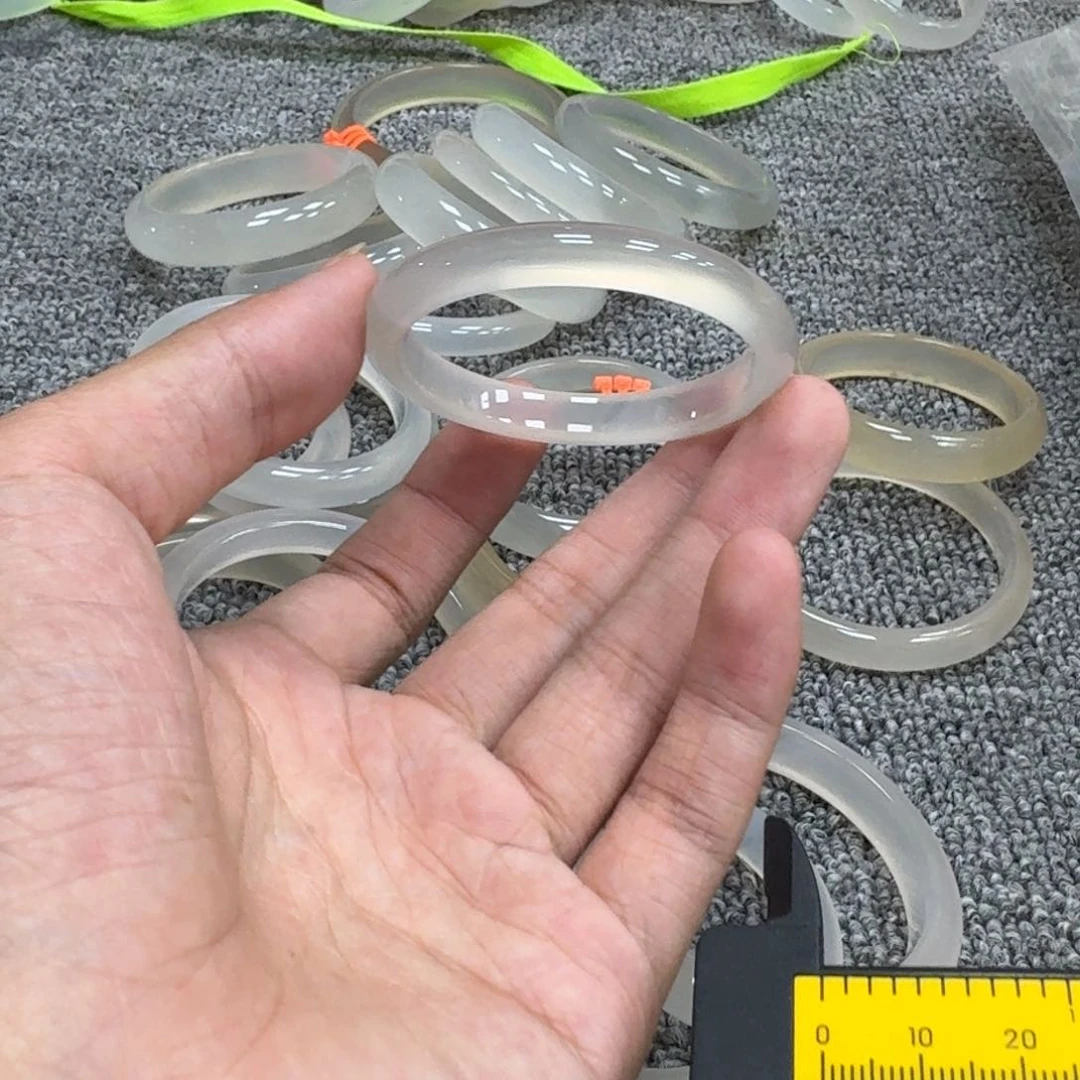 玛瑙/玉髓手镯未镶嵌06