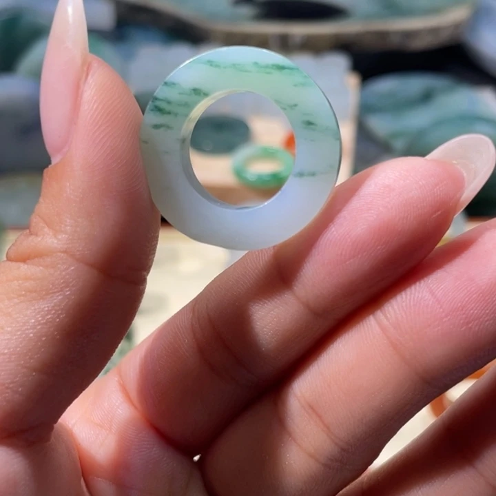 定制翡翠未镶嵌天然翡翠