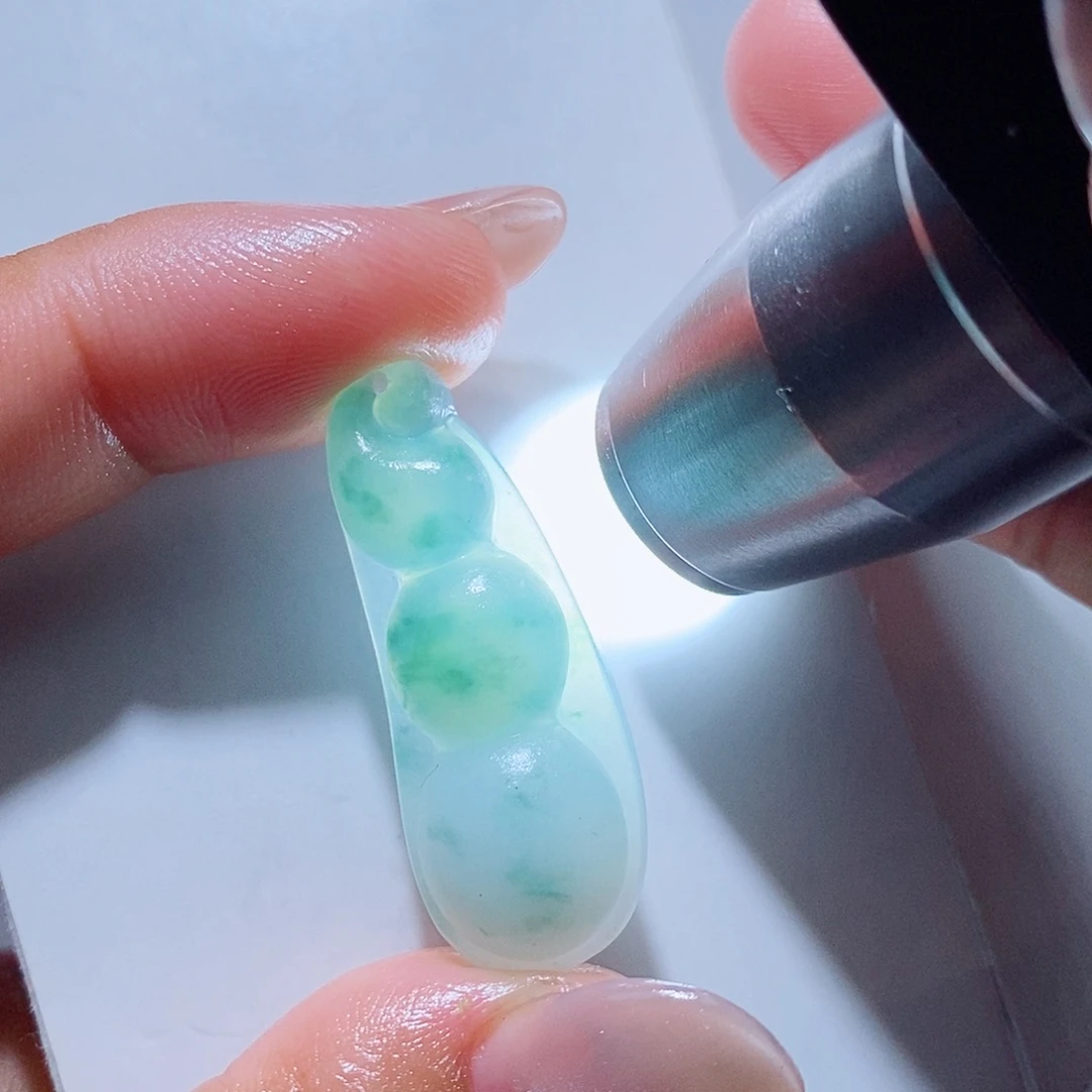 悟***道定制翡翠未镶嵌翡翠