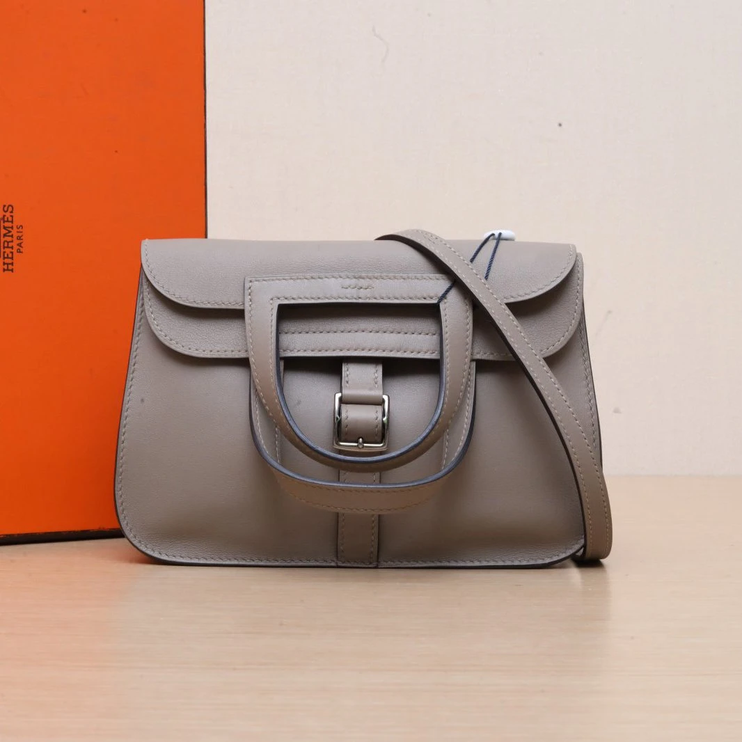 99新 Hermes/爱马仕 【念念特价】Halzan MINI 大象灰 A刻 银扣包