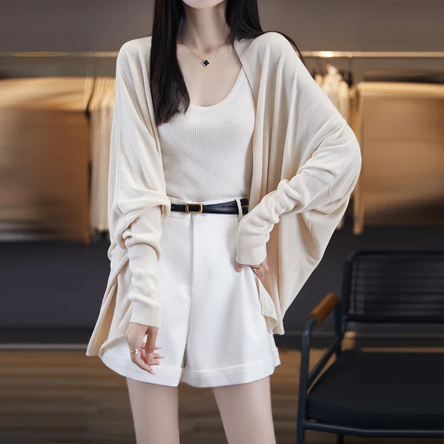 薄款蝙蝠袖冰丝针织开衫女夏季新款宽松配裙子披肩上衣防晒外套