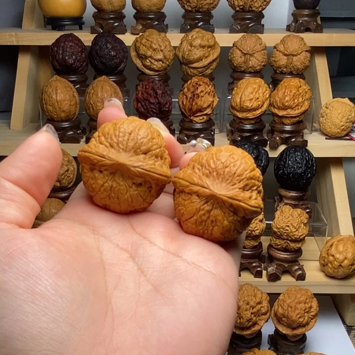 吊坠文玩核桃38蟒纹虎头Y26