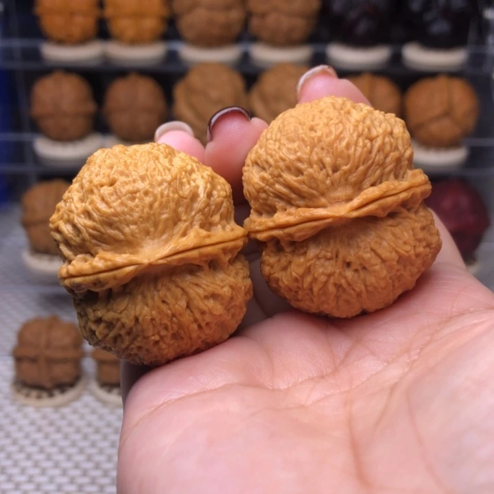 把件文玩核桃21号鱼籽纹绣球39尺