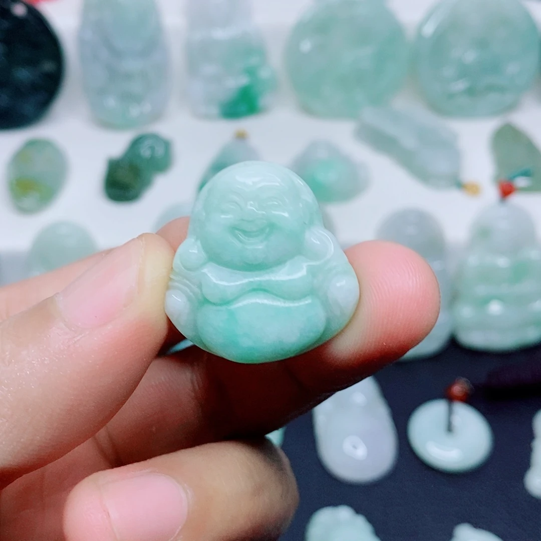 翡翠未镶嵌颈饰吊坠