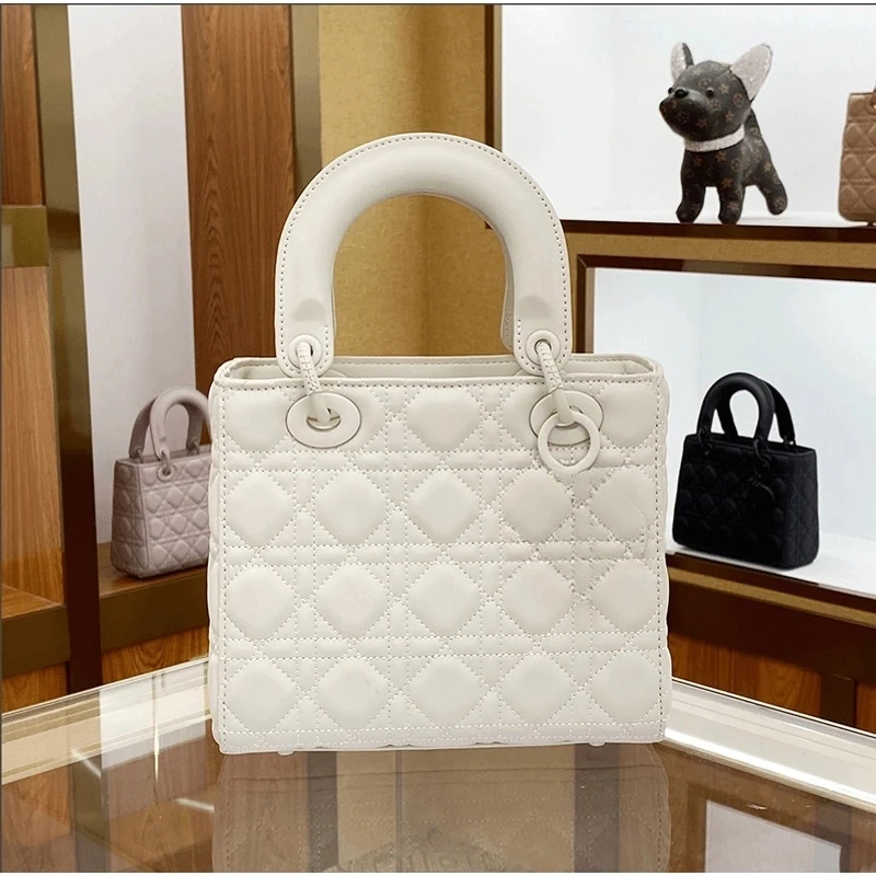 2025新款秋冬轻奢经典菱格手提单肩时尚斜跨女包百搭 9115白色