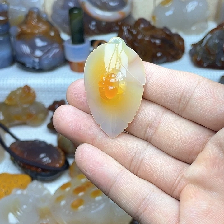 玛瑙/玉髓饰品合金