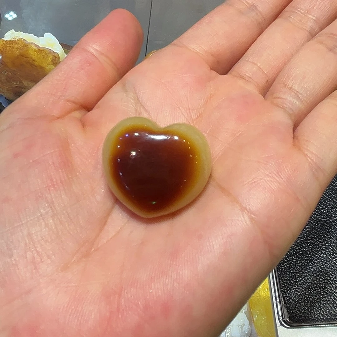 未镶嵌颈饰蜜蜡爱心