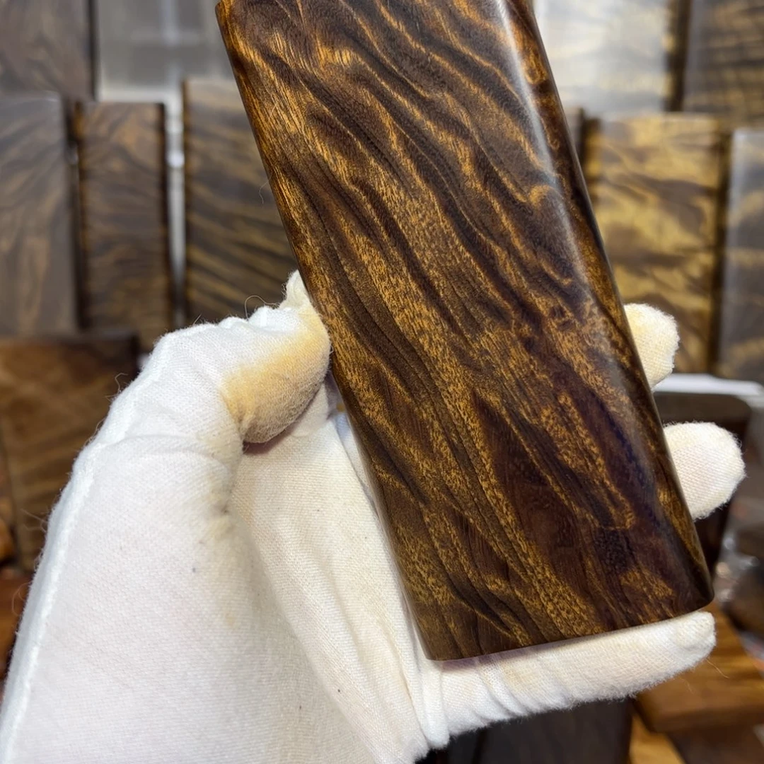 文***萊金丝楠小叶桢楠无事牌（拍下不退不换）