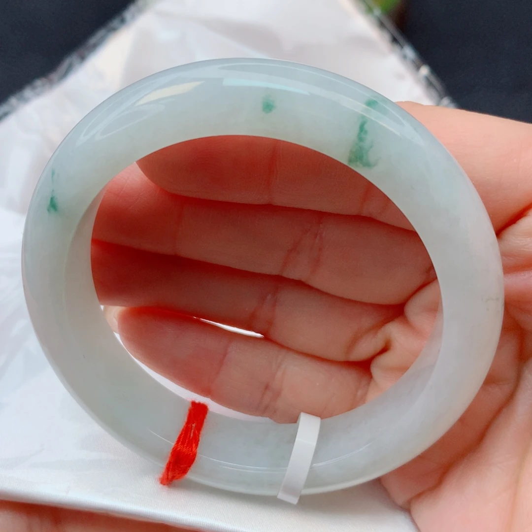 福***满翡翠未镶嵌手镯52-53飘花