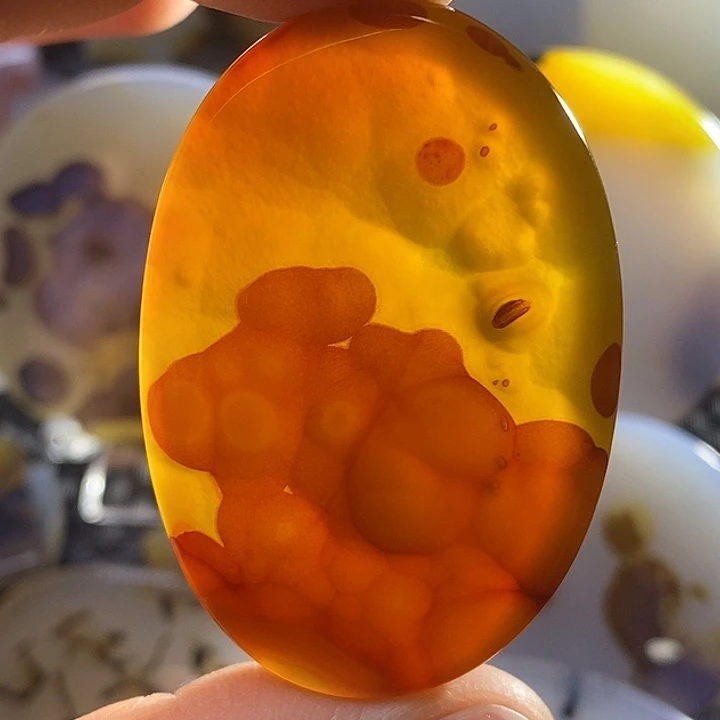 未镶嵌颈饰玛瑙/玉髓