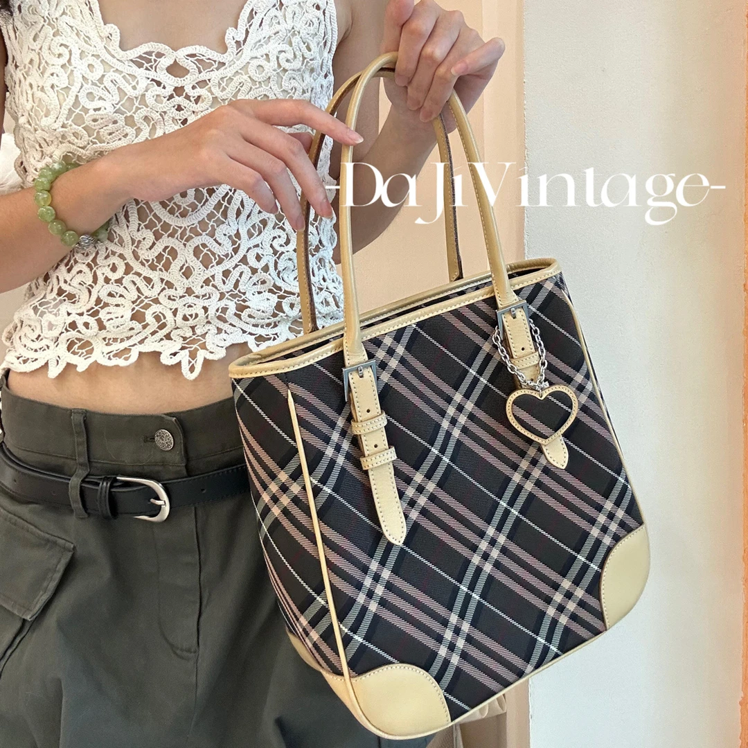 99新 BURBERRY/博柏利 大吉中古/Burberry爱心小托特包