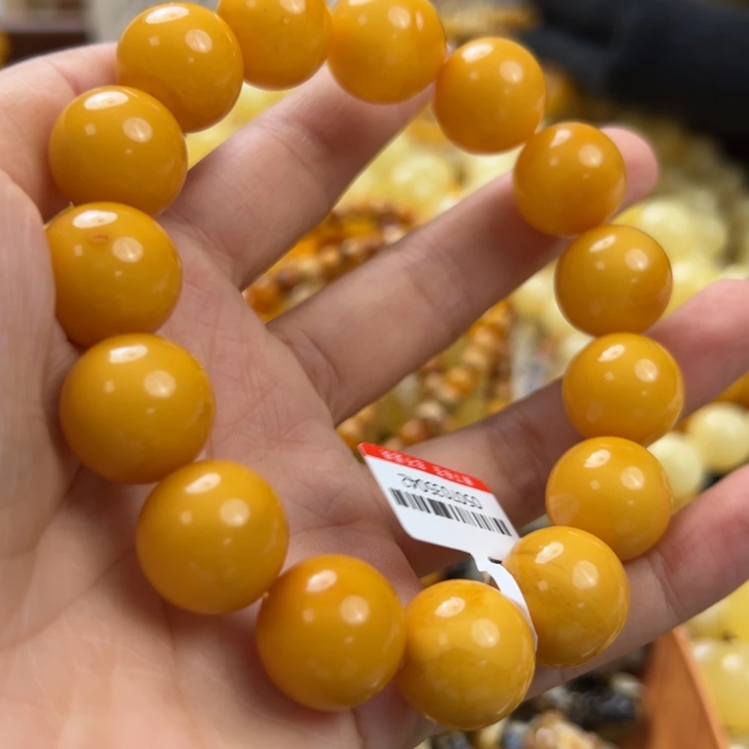 未镶嵌琥珀珠宝奇石