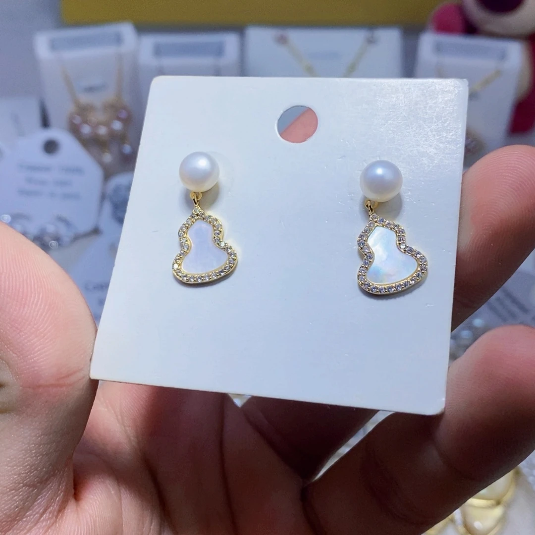 未镶嵌淡水珍珠耳饰