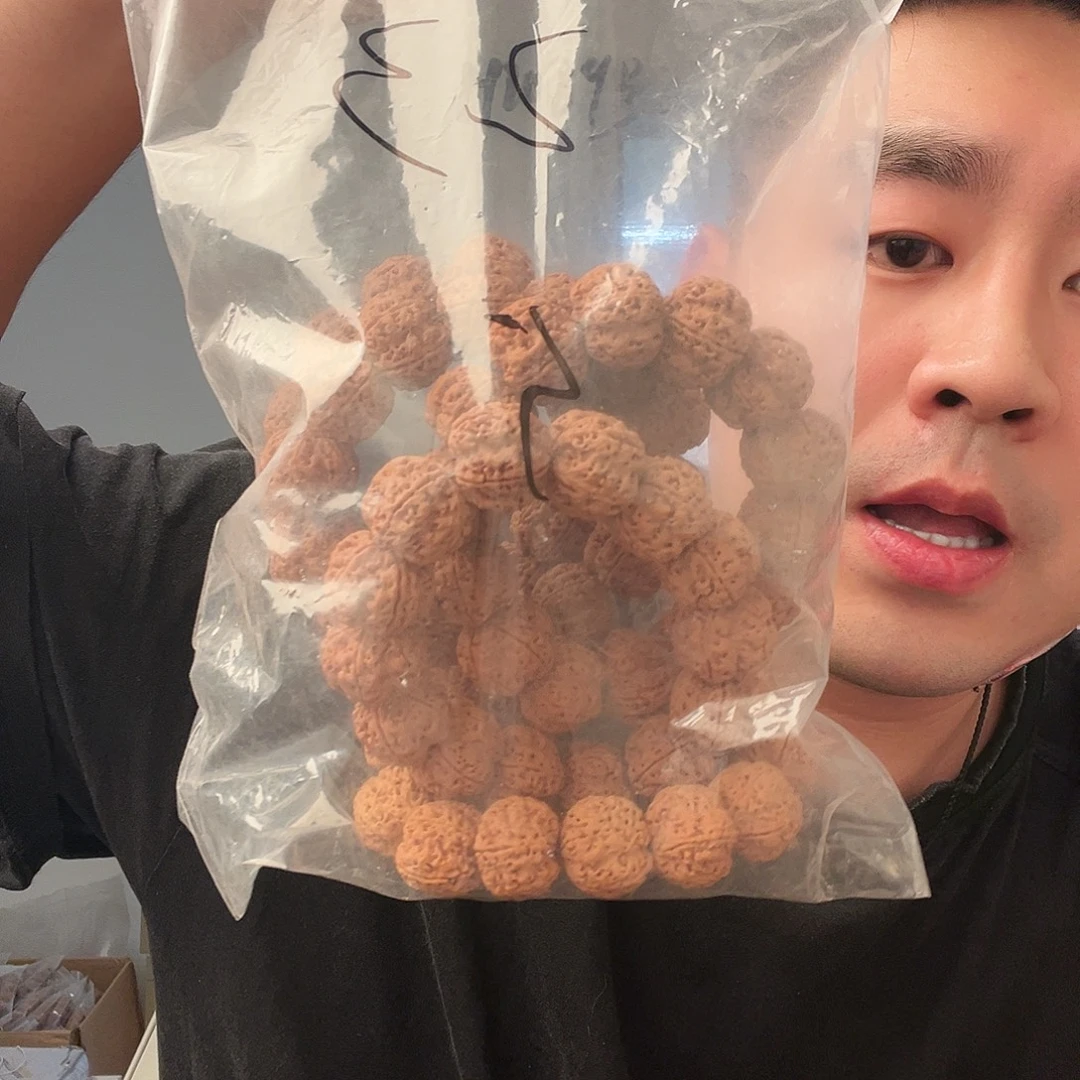 金刚菩提吊坠弹力绳体验玩家