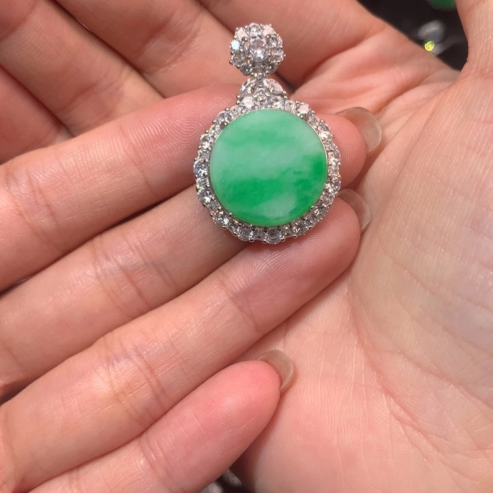 可***奇翡翠银S925镶嵌颈饰圆