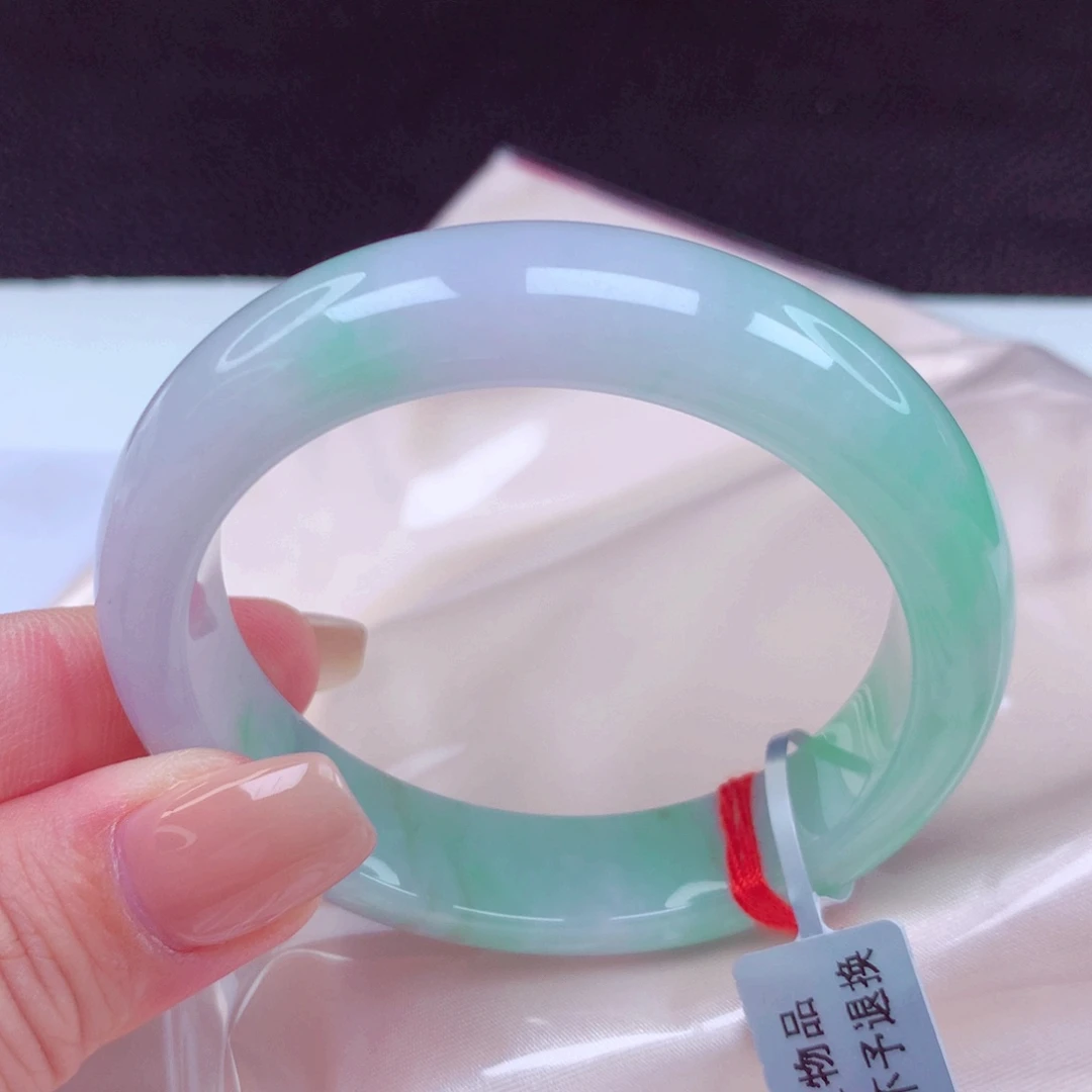 翡翠未镶嵌手镯手镯