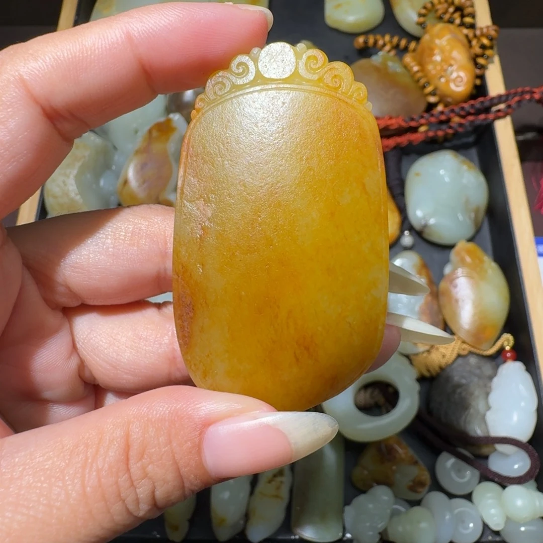 和田玉未镶嵌吊坠(不含链)