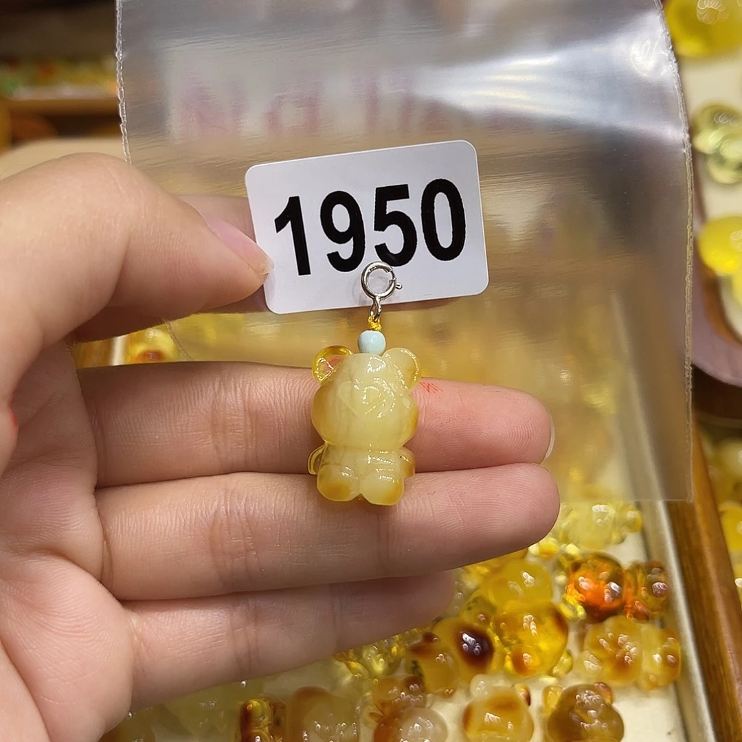 琥珀未镶嵌珠宝奇石