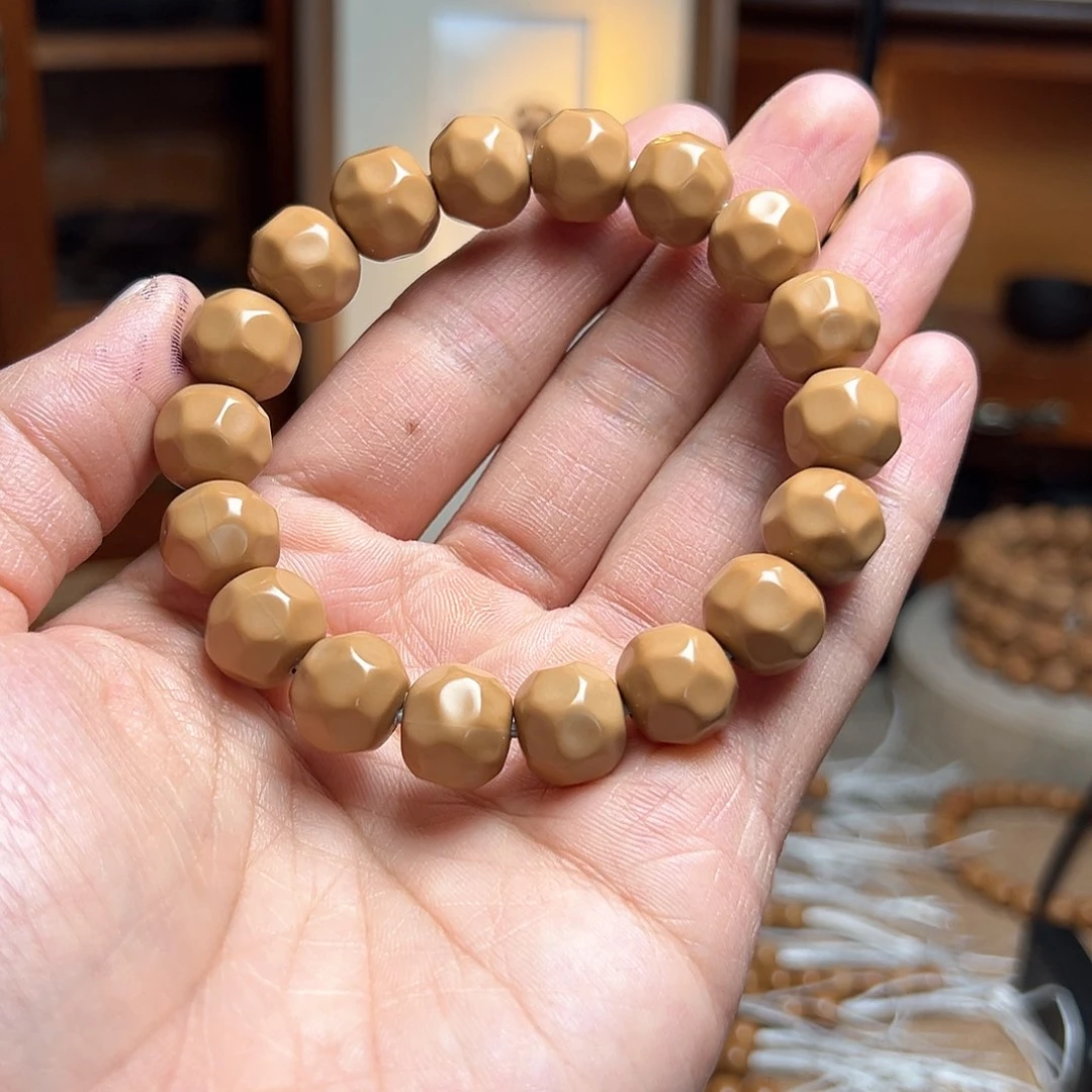 猴头核桃手串奶酪13